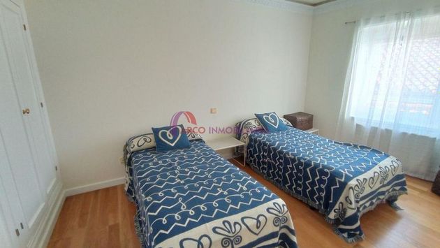 Foto 2 de Pis en venda a Centro - Burgos de 3 habitacions amb garatge i calefacció