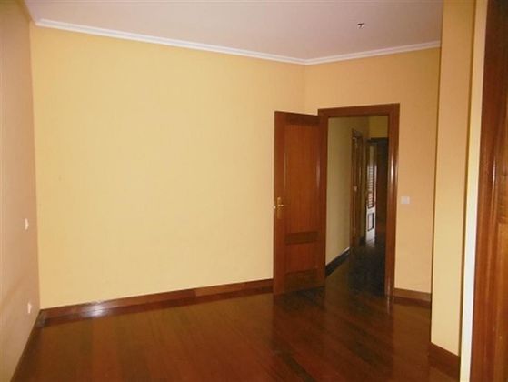 Foto 2 de Pis en venda a travesía M Ruiz Arenado de 3 habitacions i 135 m²