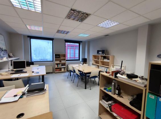 Foto 1 de Venta de oficina en calle Ledesma Musikariaren de 57 m²