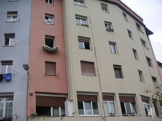 Foto 2 de Piso en venta en calle Errekatxu de 3 habitaciones con terraza y balcón