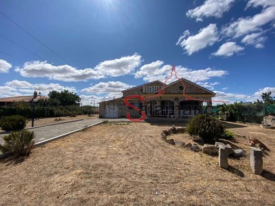 Foto 2 de Casa rural en venda a Calvarrasa de Arriba de 3 habitacions amb garatge i jardí