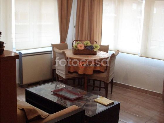Foto 1 de Venta de piso en Delicias - San Isidro de 3 habitaciones con balcón y calefacción