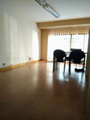 Foto 2 de Alquiler de oficina en Carmelitas - San Marcos - Campillo de 55 m²