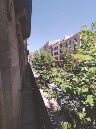 Foto 1 de Alquiler de piso en Centro - Salamanca de 5 habitaciones con terraza y muebles