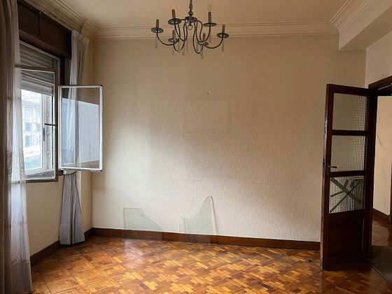 Foto 2 de Pis en venda a avenida De Gran Vía de 4 habitacions amb garatge i calefacció