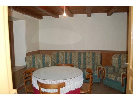 Foto 2 de Casa en venda a Robleda de 2 habitacions amb calefacció