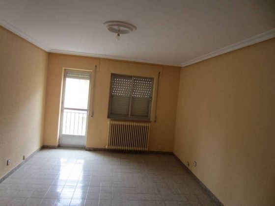 Foto 2 de Piso en venta en Ciudad Rodrigo de 3 habitaciones con garaje y balcón