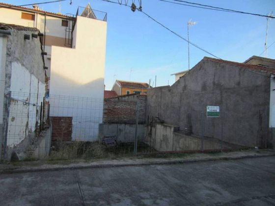 Foto 2 de Terreno en venta en Ciudad Rodrigo de 140 m²