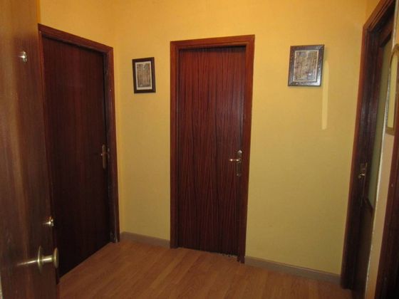 Foto 2 de Pis en venda a Fuenteguinaldo de 2 habitacions amb terrassa i garatge