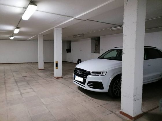 Foto 2 de Garatge en venda a calle Velayos de 16 m²