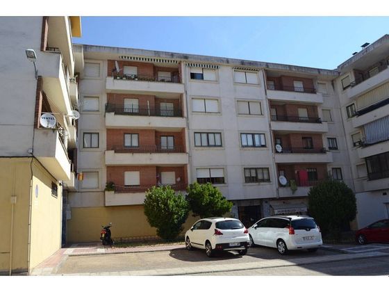 Foto 2 de Piso en venta en calle Sancho IV de 3 habitaciones con terraza y balcón