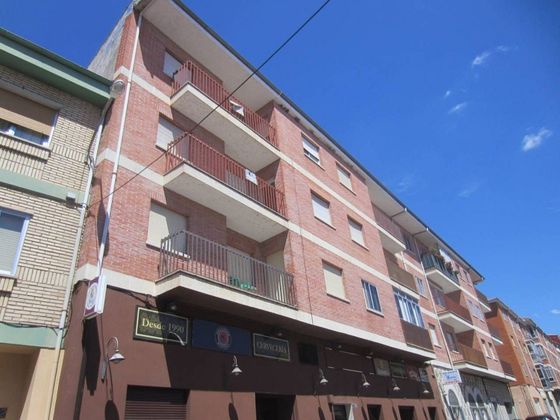 Foto 1 de Piso en venta en calle Wetones de 3 habitaciones con balcón y calefacción