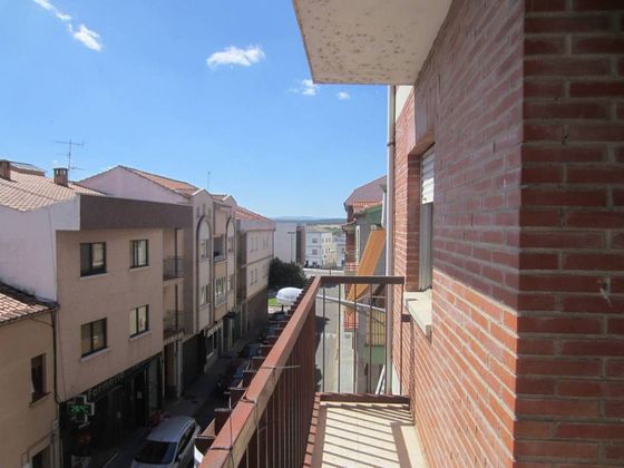 Foto 2 de Piso en venta en calle Wetones de 3 habitaciones con balcón y calefacción