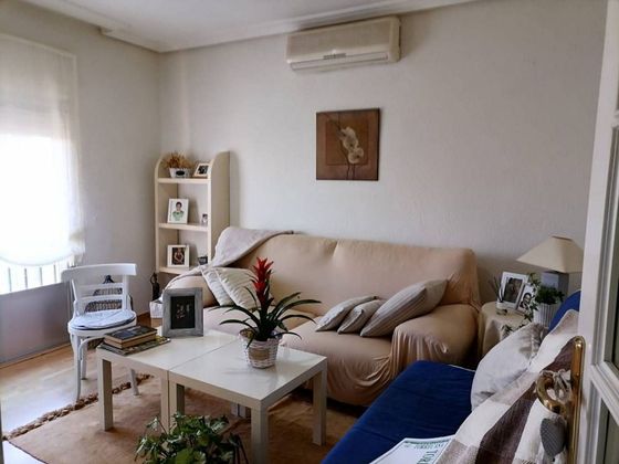 Foto 1 de Pis en venda a calle Sánchez Cabañas de 3 habitacions amb terrassa i balcó