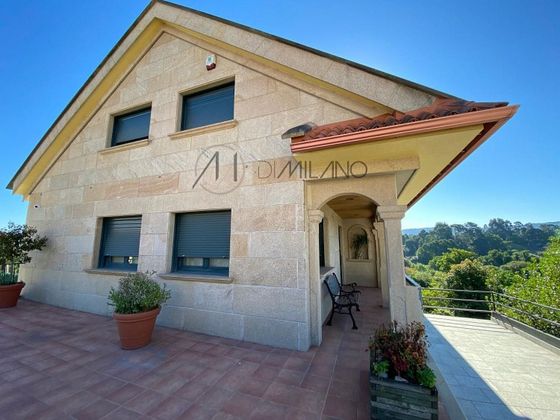 Foto 1 de Xalet en venda a Castrelos - Sardoma de 6 habitacions amb terrassa i garatge