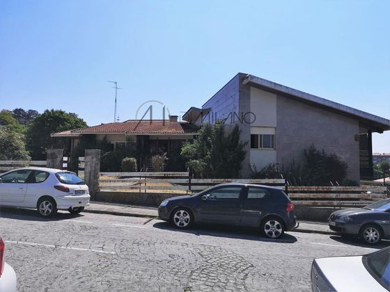 Foto 2 de Xalet en venda a Praza Independencia de 5 habitacions amb terrassa i garatge