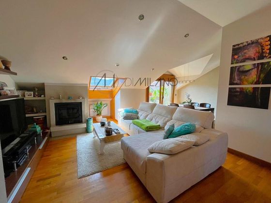 Foto 1 de Àtic en venda a Gondomar de 2 habitacions amb terrassa i garatge