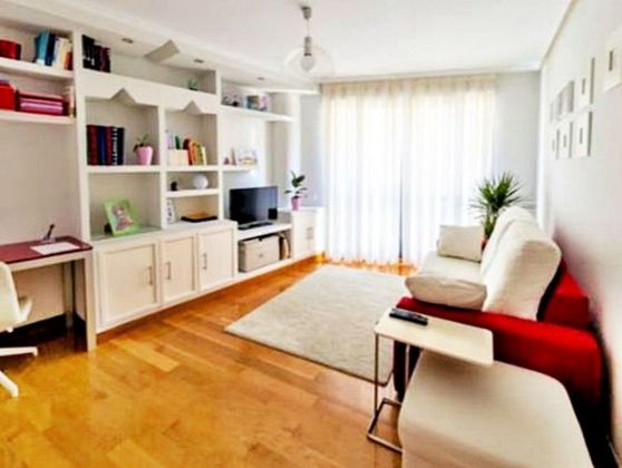 Foto 1 de Alquiler de piso en Santoña de 1 habitación con muebles y calefacción