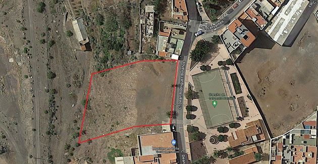 Foto 2 de Venta de terreno en calle Dean Rodríguez Bolaños de 3325 m²