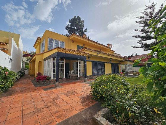 Foto 2 de Casa en venda a calle Princesa Guayarmina de 3 habitacions amb terrassa i piscina
