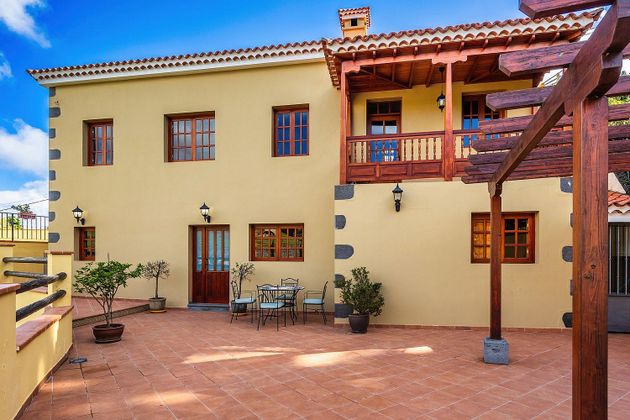 Foto 2 de Chalet en venta en calle El Muñigal de 3 habitaciones con terraza y piscina