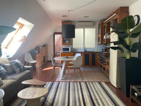 Foto 2 de Àtic en lloguer a Centro - Ferrol de 2 habitacions amb mobles i aire acondicionat