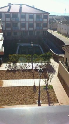 Foto 2 de Venta de piso en Cantimpalos de 3 habitaciones con terraza y piscina