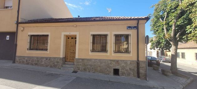 Foto 2 de Casa en venda a El Carmen de 4 habitacions amb terrassa i garatge