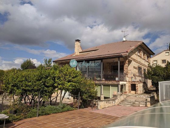 Foto 1 de Xalet en venda a San Cristóbal de Segovia de 6 habitacions amb terrassa i piscina