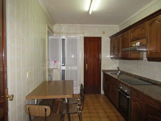Foto 2 de Piso en alquiler en San Roque - As Fontiñas de 2 habitaciones con garaje y muebles