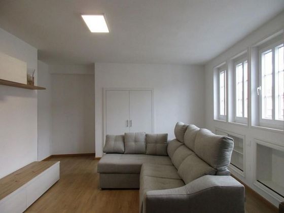 Foto 1 de Dúplex en alquiler en Centro - Recinto Amurallado de 2 habitaciones con terraza y muebles