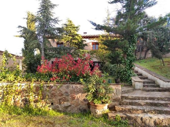 Foto 1 de Casa en venda a Los Cigarrales-La Bastida de 4 habitacions amb terrassa i piscina