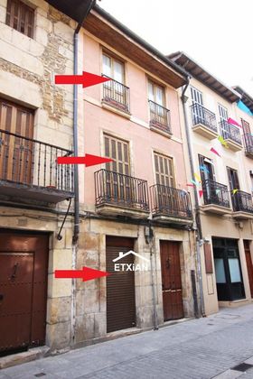 Foto 1 de Casa en venta en Oñati de 4 habitaciones con garaje y balcón