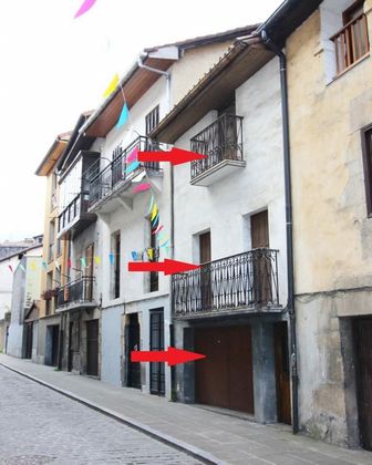 Foto 2 de Casa en venta en Oñati de 4 habitaciones con garaje y balcón