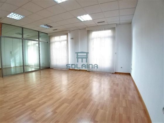 Foto 1 de Oficina en venda a Centro - Ourense amb garatge i ascensor