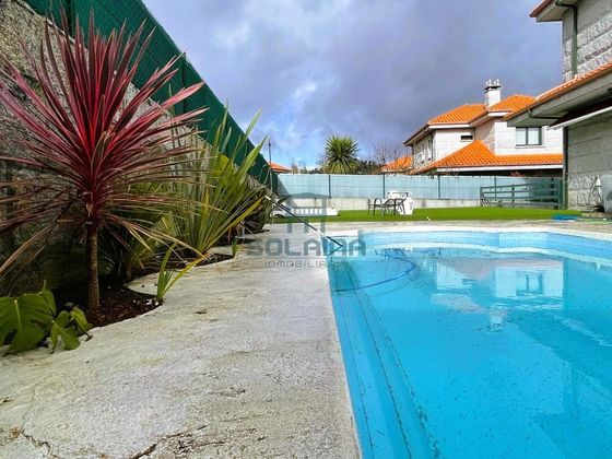 Foto 2 de Chalet en venta en Barbadás de 4 habitaciones con terraza y piscina