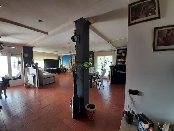 Foto 2 de Venta de chalet en Santovenia de la Valdoncina de 5 habitaciones con garaje y jardín