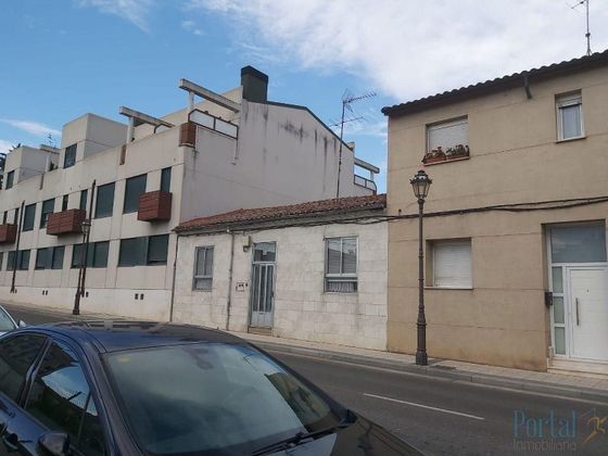 Foto 2 de Casa adossada en venda a Fuentecillas - Universidades de 3 habitacions amb terrassa i garatge