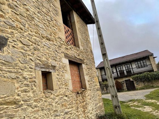 Foto 2 de Casa rural en venda a Merindad de Sotoscueva de 4 habitacions i 284 m²