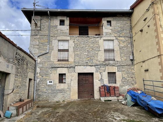Foto 1 de Xalet en venda a Junta de Traslaloma de 4 habitacions amb terrassa i garatge