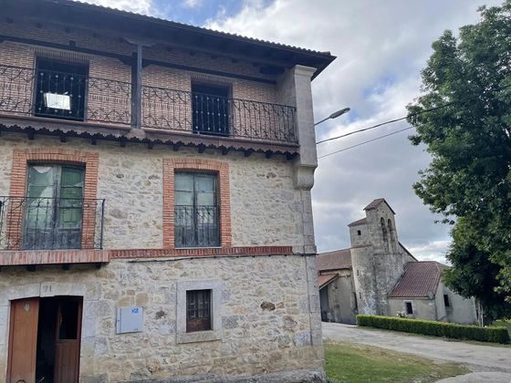Foto 2 de Xalet en venda a Valle de Valdebezana de 3 habitacions amb jardí i balcó