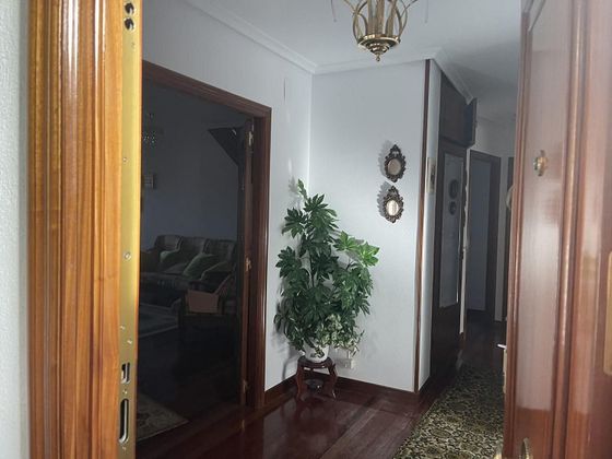 Foto 2 de Àtic en venda a Medina de Pomar de 5 habitacions amb terrassa i garatge