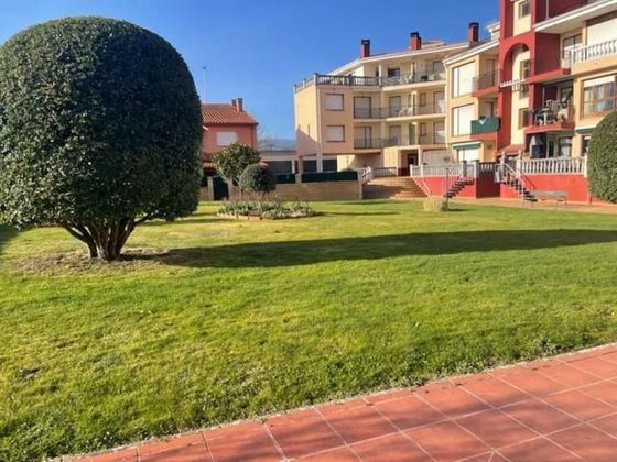 Foto 1 de Pis en venda a Villarcayo de Merindad de Castilla la Vieja de 2 habitacions amb terrassa i piscina