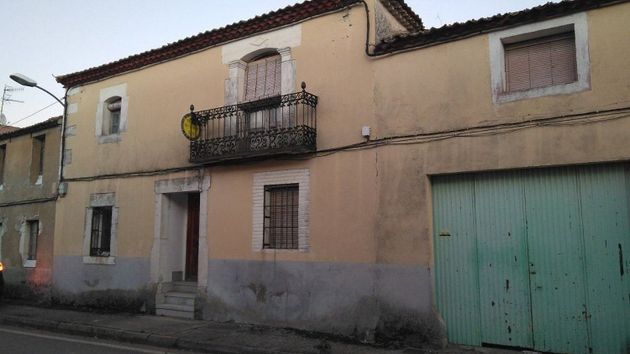 Foto 1 de Xalet en venda a calle Ancha de 5 habitacions amb garatge i balcó