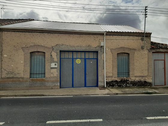 Foto 1 de Garatge en venda a San Cristóbal de Cuéllar de 107 m²