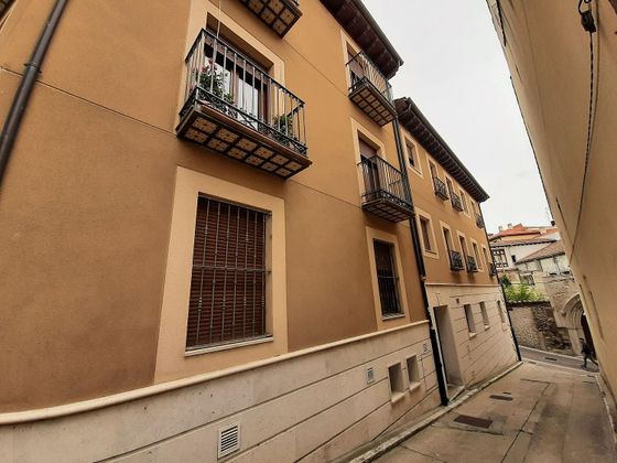 Foto 1 de Pis en venda a calle Morería de 1 habitació amb garatge i calefacció