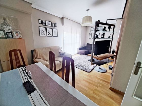 Foto 2 de Pis en venda a Lakua - Arriaga de 3 habitacions amb terrassa i garatge