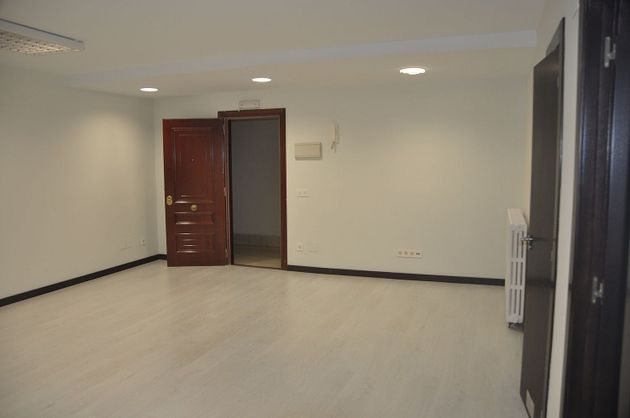 Foto 2 de Oficina en alquiler en calle Melquiades Álvarez de 35 m²
