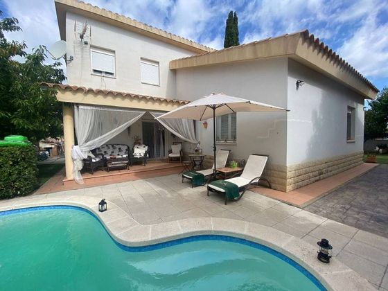 Foto 2 de Casa en venda a Sant Quintí de Mediona de 4 habitacions amb terrassa i piscina