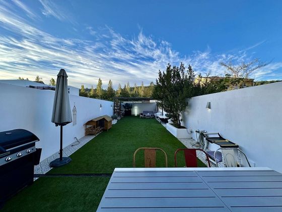 Foto 1 de Casa adossada en venda a Torrelavit de 4 habitacions amb terrassa i garatge